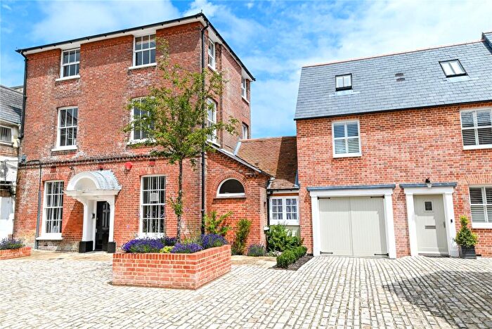 4 Bedroom Semi Detached House For Sale In High Street, Lymington, Hampshire, SO41