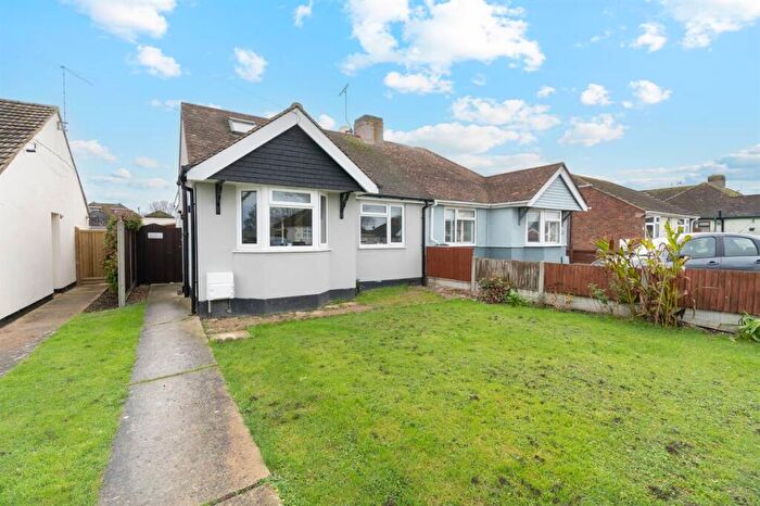 4 Bedroom Semi-Detached Bungalow For Sale In Woodman Avenue, Swalecliffe, Whitstable, CT5