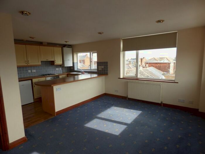 2 Bedroom Flat To Rent In Union Road, Ryde PO33