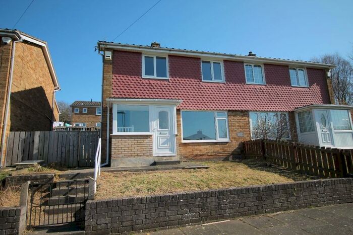 2 Bedroom Semi-Detached House To Rent In Crosby Gardens, Lyndhurst, Gateshead, NE9