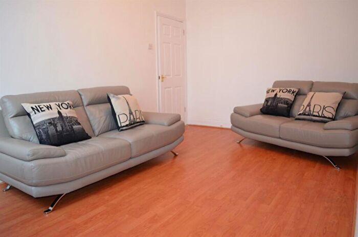 3 Bedroom Apartment To Rent In Addycombe Terrace, Heaton, NE6