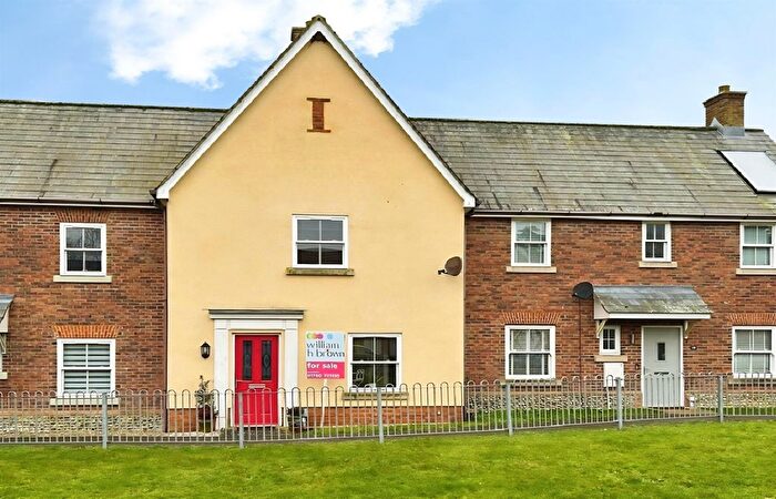 3 Bedroom Terraced House For Sale In Owen Cole Close, Great Massingham, PE32