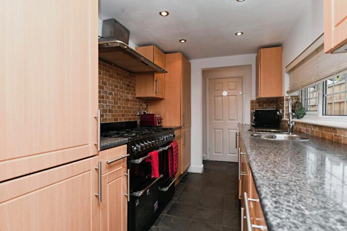 3 Bedroom Terraced House For Sale In Tower Hill, Brentwood, Essex, CM14