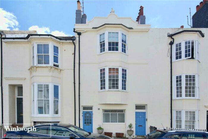 1 Bedroom Apartment To Rent In Lower Market Street, Hove, East Sussex, BN3