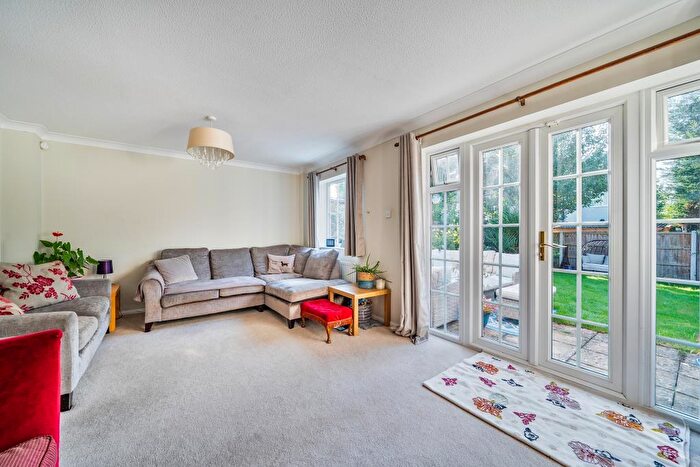 5 Bedroom Detached House For Sale In Woking, Surrey, GU22