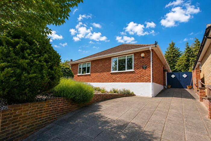 3 Bedroom Detached Bungalow For Sale In Ingleton Road, Carshalton Beeches, SM5