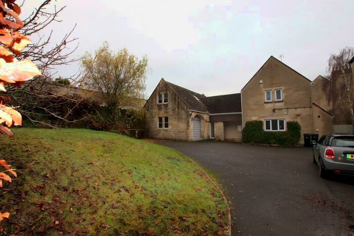 4 Bedroom Detached House To Rent In Hatfield Road, Bloomfield, Bath, BA2