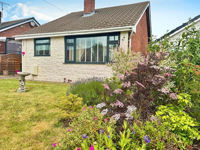 3 Bedroom Detached Bungalow For Sale In Canterbury Close, Mansfield Woodhouse, Mansfield, NG19