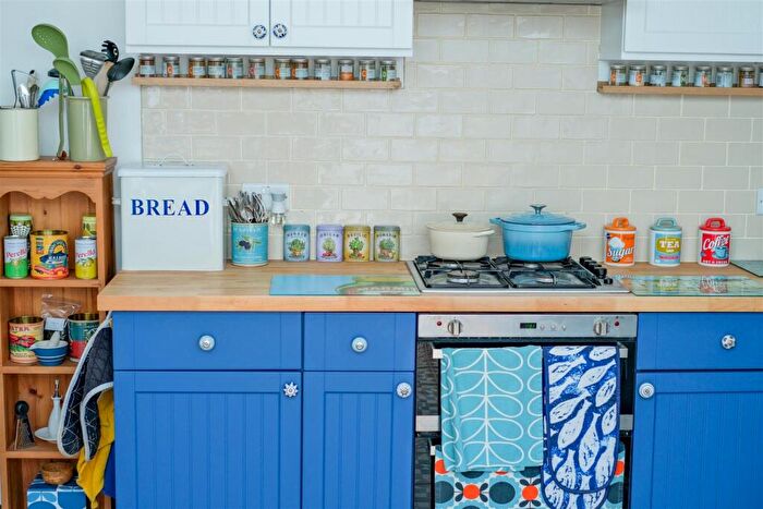 2 Bedroom Terraced House For Sale In Bideford, EX39