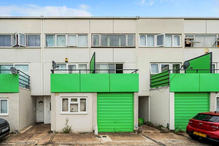 3 Bedroom Terraced House To Rent In Caernarvon Close, Mitcham, CR4