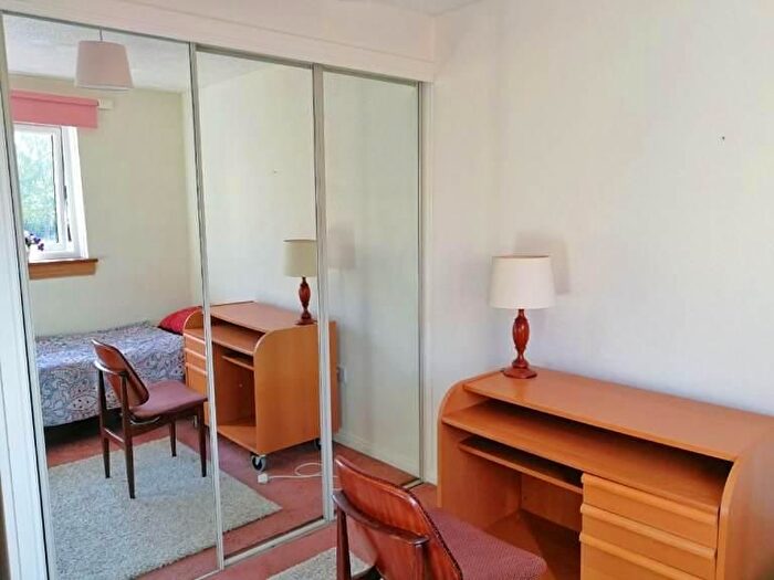 3 Bedroom Flat To Rent In Leyden Court, West End, Glasgow, G20