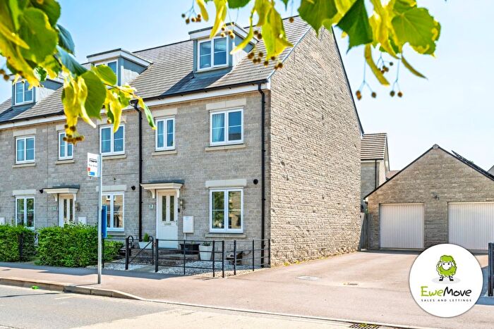 3 Bedroom Semi-Detached House For Sale In Cowleaze, Ridgeway Farm, Swindon, Wiltshire, SN5