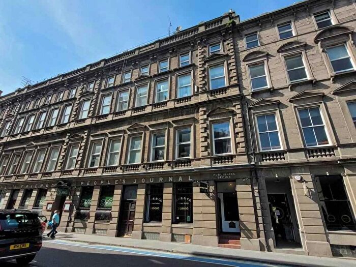 2 Bedroom Flat To Rent In Bank Street, Dundee, Angus, DD1