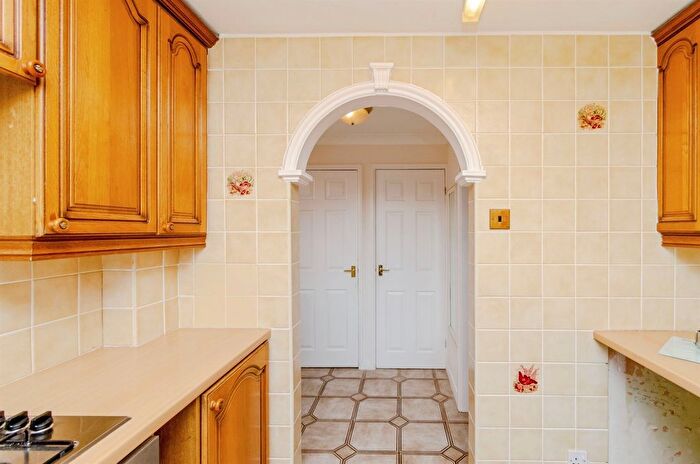 2 Bedroom Semi-Detached Bungalow For Sale In Belmont Avenue, Cannock, WS11