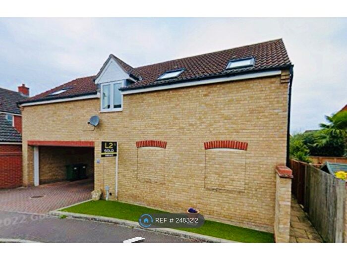 2 Bedroom Detached House To Rent In Bevington Way, St. Neots, PE19