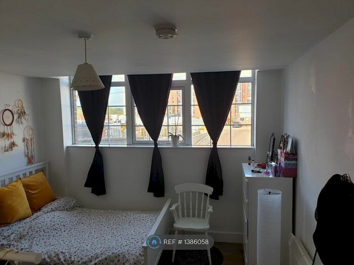 1 Bedroom Flat To Rent In Central House, Leicester, LE1