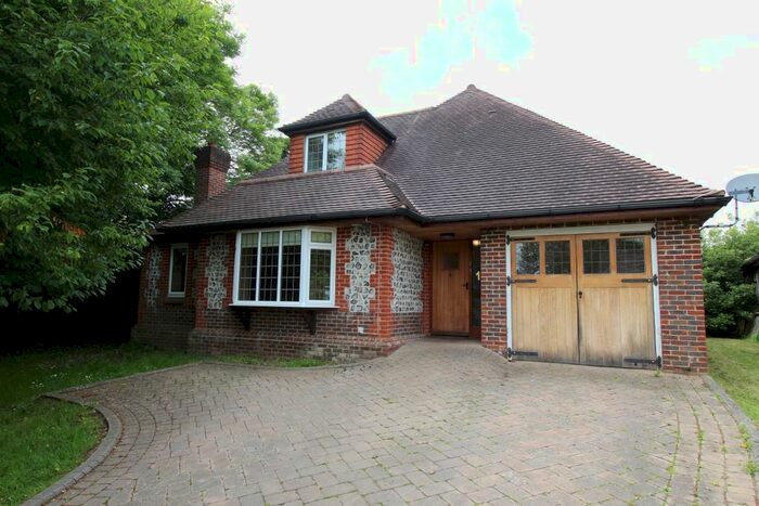 5 Bedroom Detached House To Rent In Ditchling Way, Hailsham, East Sussex, BN27