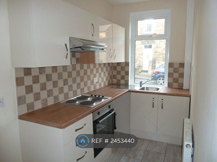2 Bedroom Terraced House To Rent In Arnold Street, Liversedge, WF15