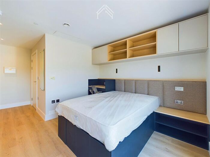 Studio To Rent In The Apiary, Ealing, W5