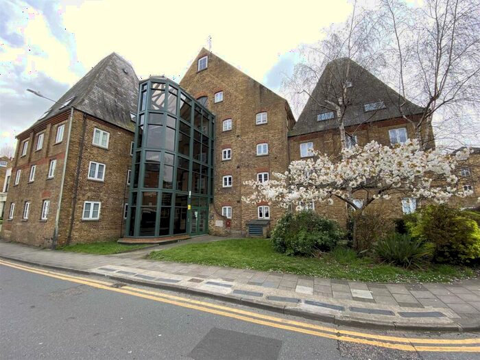 1 Bedroom Apartment To Rent In The Maltings, Clifton Road, DA11