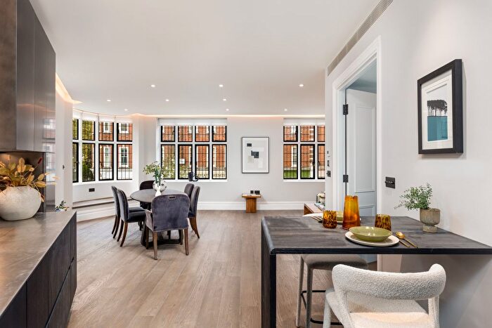 4 Bedroom Flat To Rent In Saint John's Wood High Street, St John's Wood, London, United Kingdom, NW8