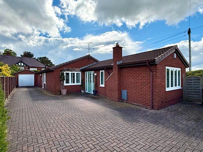 3 Bedroom Detached Bungalow For Sale In Greenfield Road, Waverton, CH3