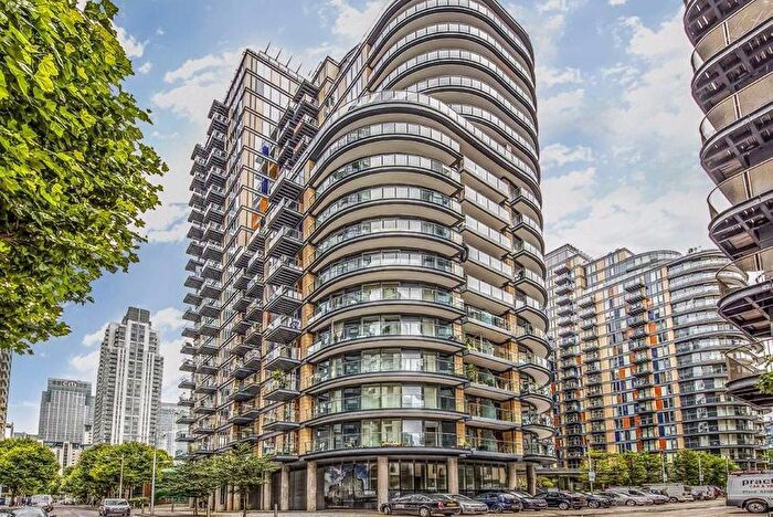 2 Bedroom Flat To Rent In Millharbour, Canary Wharf, London, E14