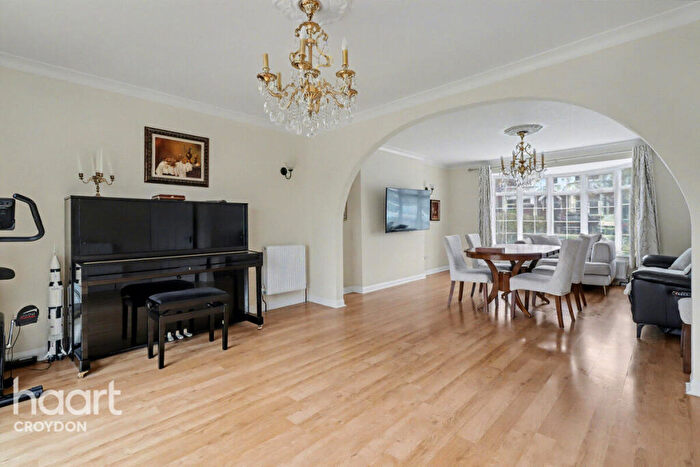 4 Bedroom Detached House For Sale In Croham Park Avenue, South Croydon, CR2