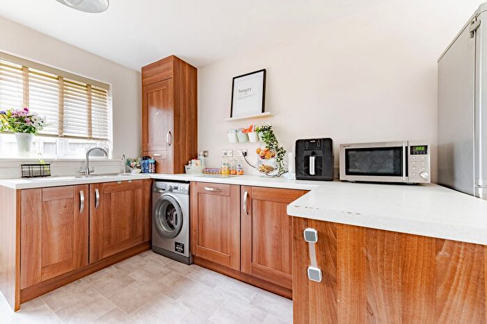 4 Bedroom Detached House For Sale In Robin Avenue, Harleston, IP20
