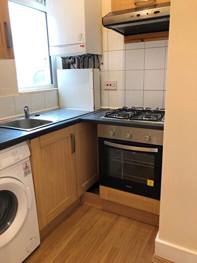 1 Bedroom Flat To Rent In Chichele Road, London, NW2