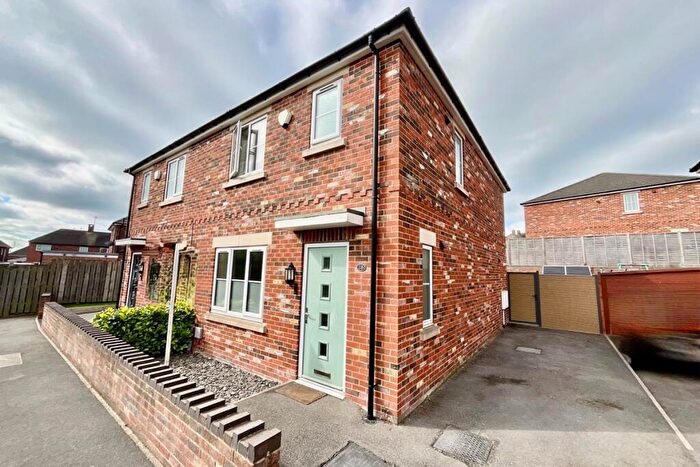 3 Bedroom Semi-Detached House For Sale In Thornbridge Lane, Sheffield, Sheffield, S12