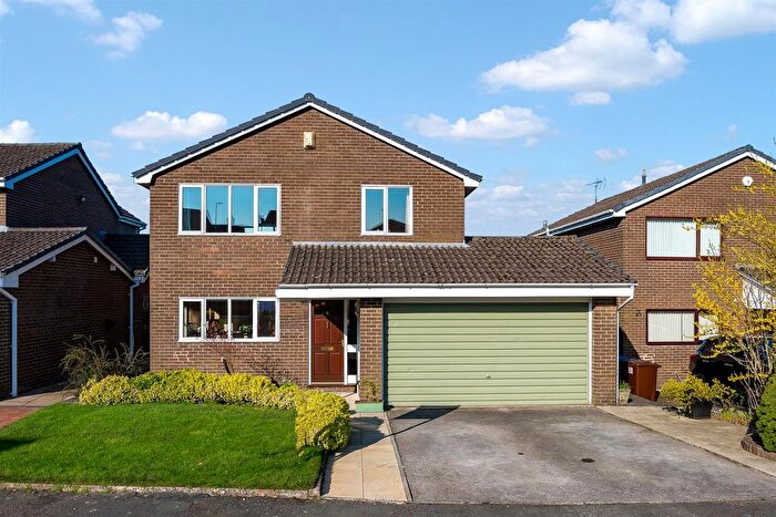 4 Bedroom Detached House For Sale In Alderwood Grove, Ramsbottom, Bury, BL0