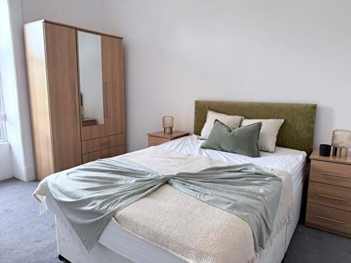2 Bedroom Flat To Rent In Union Place, West End, Dundee, DD2