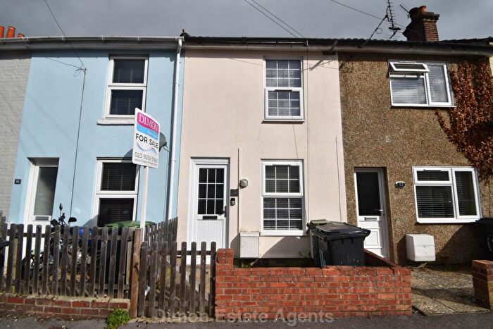 2 Bedroom Terraced House For Sale In Leesland Road, Gosport, PO12