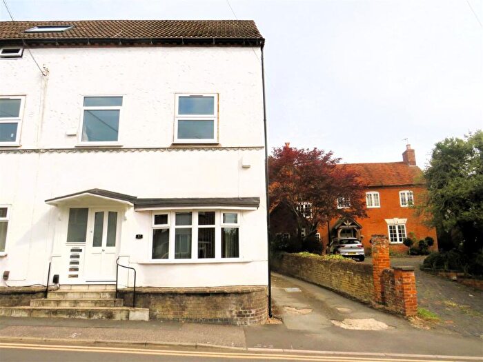 2 Bedroom Property To Rent In High Street, Cubbington, CV32