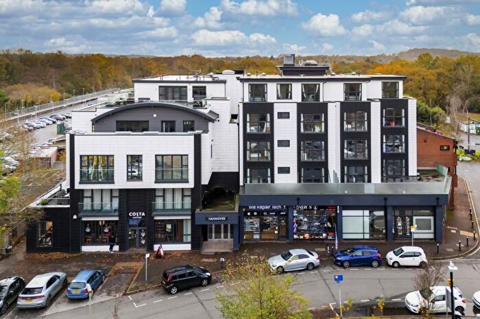 2 Bedroom Flat For Sale In Virginia Water, Surrey, GU25