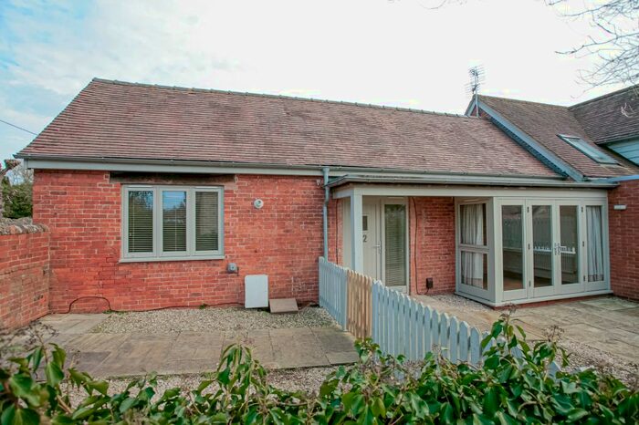 1 Bedroom Maisonette To Rent In Church Road, Wheatley, Oxford OX33