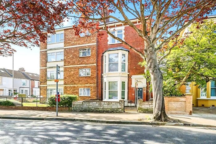 1 Bedroom Flat To Rent In Campbell Road, Southsea, Hampshire, PO5