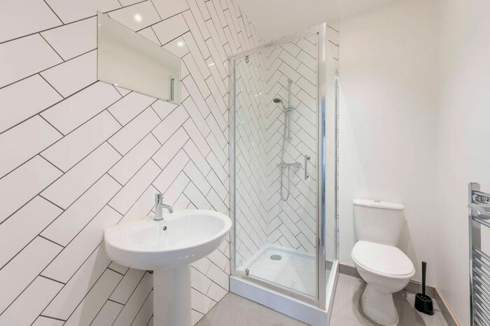 Studio To Rent In Sudbury Heights Avenue, Sudbury, Greenford, UB6