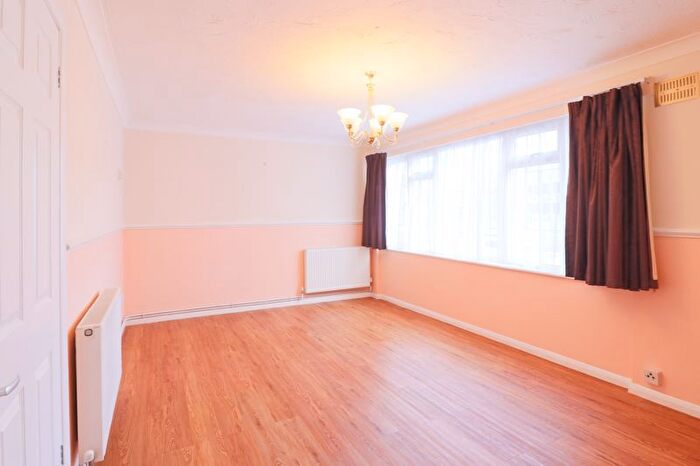 1 Bedroom Flat To Rent In Hudson Road, Canterbury, CT1