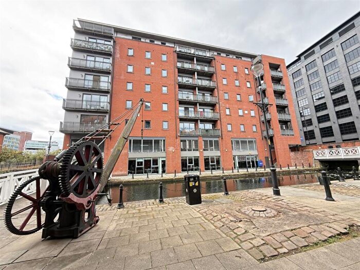 2 Bedroom Apartment For Sale In Jutland House, Jutland Street, Manchester, M1