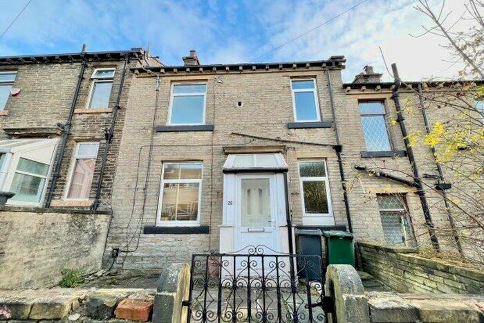 2 Bedroom Property To Rent In Bottomley Street, Bradford, BD6