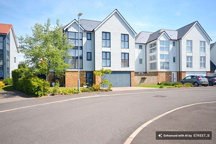 4 Bedroom Detached House For Sale In Pippin Close, New Romney, TN28