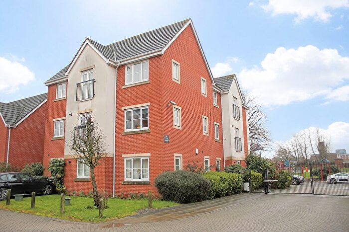 2 Bedroom Flat For Sale In Havelock Gardens, Thurmaston, Leicester, LE4