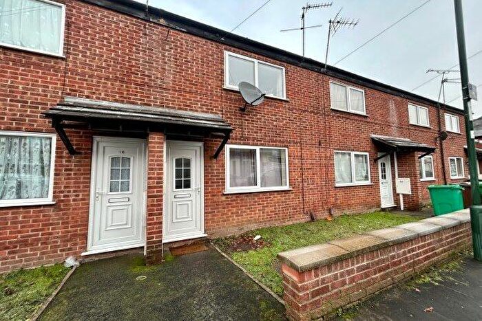 2 Bedroom Terraced House To Rent In Claude Street, Nottingham, NG7