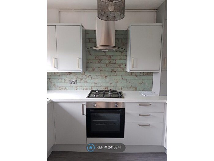 2 Bedroom Flat To Rent In Watling Street Road, Fulwood, Preston, PR2