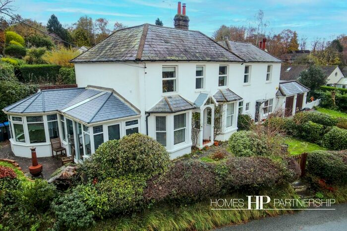 5 Bedroom Detached House For Sale In Top Street, Bolney, RH17