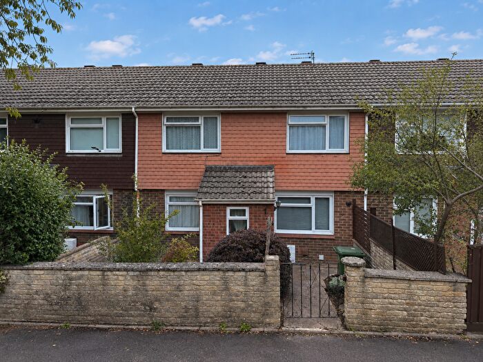 3 Bedroom Terraced House For Sale In Hill Ground, Frome, Somerset, BA11