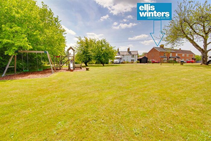 3 Bedroom Semi-Detached House For Sale In The Green, Lolworth, CB23