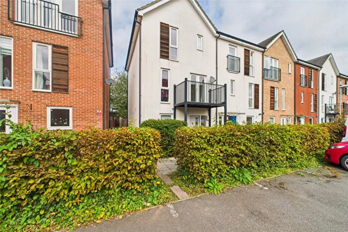 4 Bedroom Town House To Rent In Vulcan Drive, The Parks, Bracknell, Berkshire, RG12